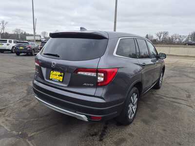 2021 Honda Pilot, $27400. Photo 8