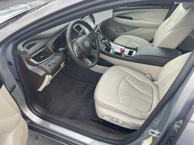 2017 Buick LaCrosse, $25900. Photo 12
