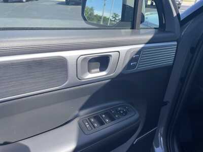 2024 Hyundai Santa Fe, $32695. Photo 9