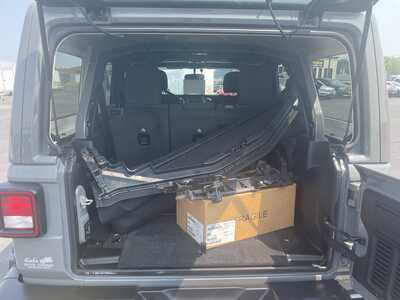 2021 Jeep Wrangler, $27967. Photo 10