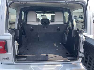2023 Jeep Wrangler, $34992. Photo 9