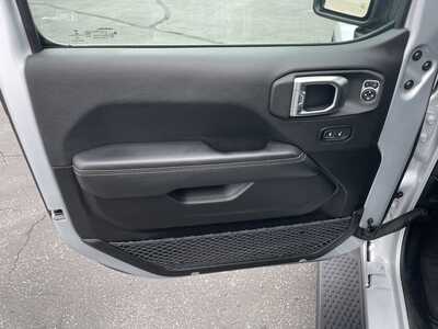 2023 Jeep Wrangler, $29989. Photo 12