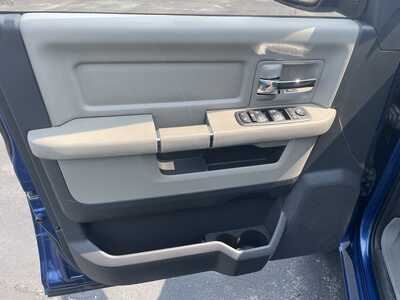 2011 RAM 1500 Crew Cab, $11900. Photo 7