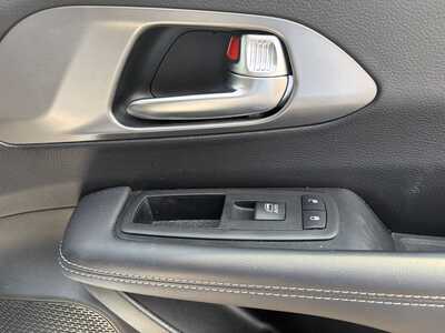 2025 Chrysler Pacifica, $28595. Photo 6