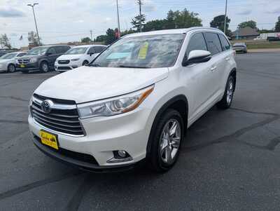 2015 Toyota Highlander, $21987. Photo 4