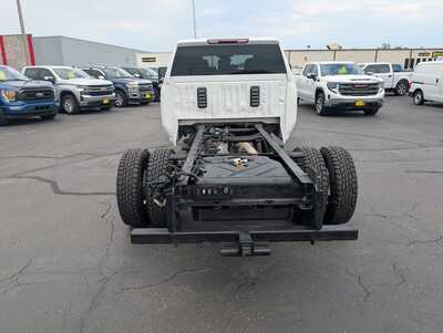 2024 Chevrolet 3500 Crew Cab, $30926. Photo 7