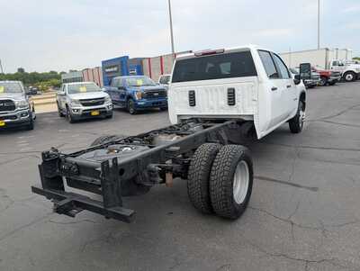 2024 Chevrolet 3500 Crew Cab, $30926. Photo 8