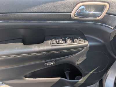 2015 Jeep Grand Cherokee, $14977. Photo 11
