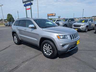 2015 Jeep Grand Cherokee, $14977. Photo 2