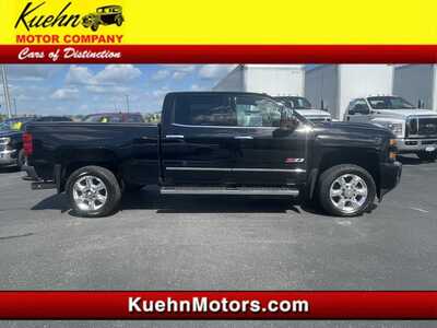 2019 Chevrolet 2500 Crew Cab, $42900. Photo 1
