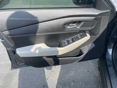 2023 Honda Accord, $22900. Photo 11
