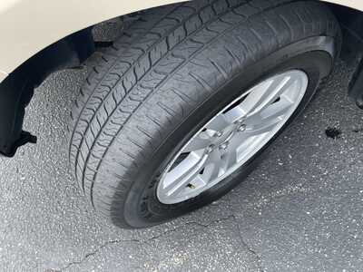 2007 Ford Edge, $2995. Photo 11