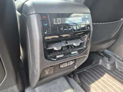 2023 Jeep Grand Cherokee L, $34450. Photo 12