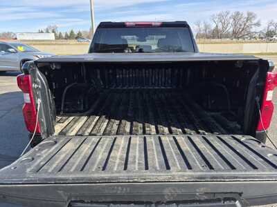 2023 Chevrolet 1500 Crew Cab, $28450. Photo 11