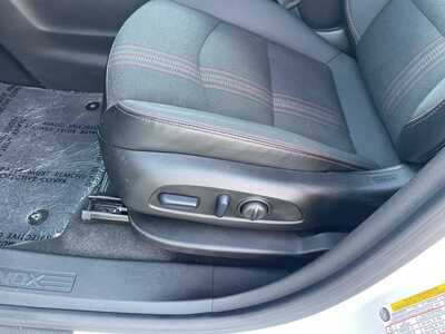 2023 Chevrolet Equinox, $23995. Photo 9