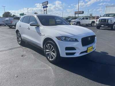 2020 Jaguar F-Pace, $12989. Photo 2