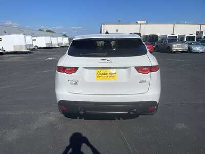 2020 Jaguar F-Pace, $12989. Photo 7