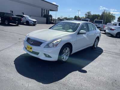 2015 Infiniti Q40, $13993. Photo 4