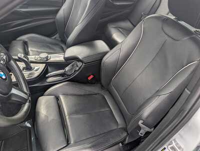 2016 BMW 3 Series, $13990. Photo 11