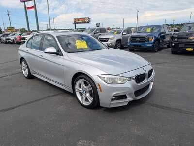 2016 BMW 3 Series, $13990. Photo 2