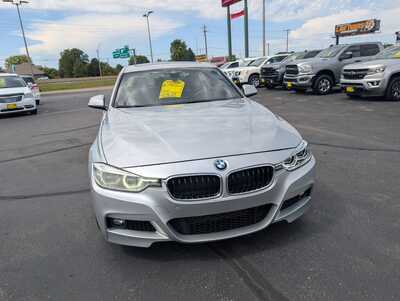 2016 BMW 3 Series, $13990. Photo 3