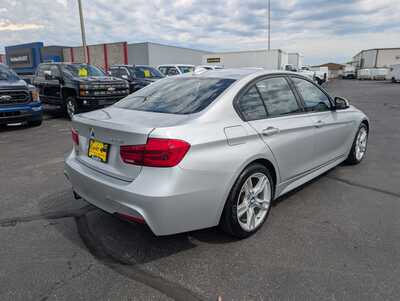 2016 BMW 3 Series, $13990. Photo 8
