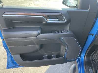 2023 Chevrolet 1500 Crew Cab, $37900. Photo 12