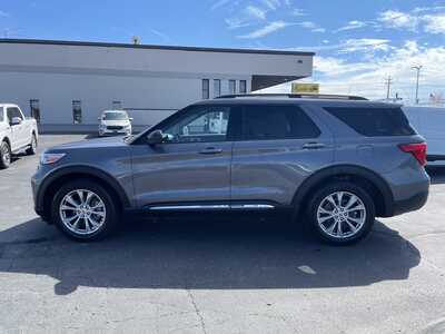 2021 Ford Explorer, $22386. Photo 5