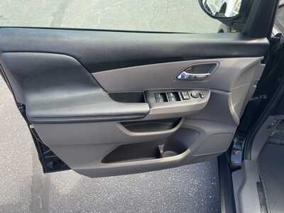 2014 Honda Odyssey, $9996. Photo 11