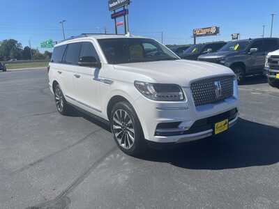 2019 Lincoln Navigator, $27992. Photo 2