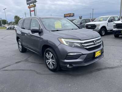 2016 Honda Pilot, $16997. Photo 2