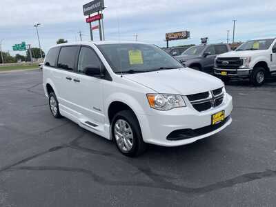 2019 Dodge Caravan, Grand, $25900. Photo 2