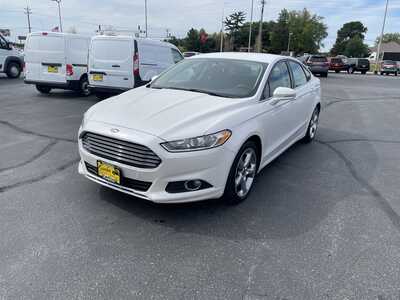 2014 Ford Fusion, $3995. Photo 4