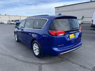 2018 Chrysler Pacifica, $13986. Photo 6