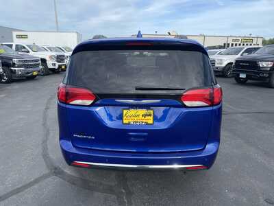 2018 Chrysler Pacifica, $13986. Photo 7