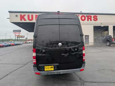 2015 Freightliner Sprinter, $32925. Photo 7