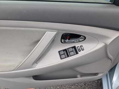 2007 Toyota Camry, $5995. Photo 9