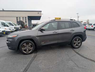 2016 Jeep Cherokee, $10495. Photo 5