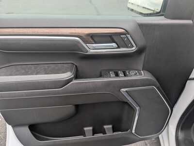 2022 Chevrolet Silverado 1500, $32900. Photo 12