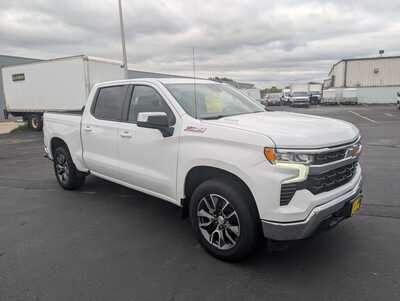 2022 Chevrolet Silverado 1500, $32900. Photo 2