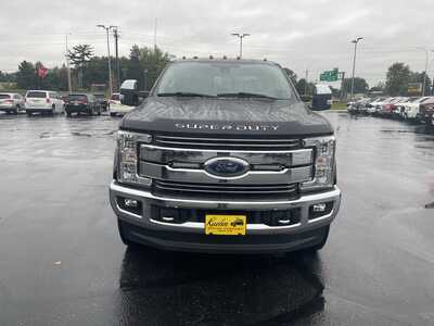 2017 Ford F350 Crew Cab, $37486. Photo 3
