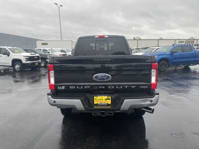 2017 Ford F350 Crew Cab, $37486. Photo 8