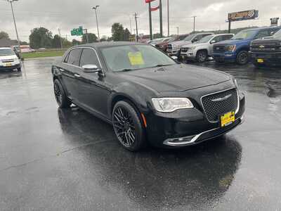 2016 Chrysler 300, $15992. Photo 2