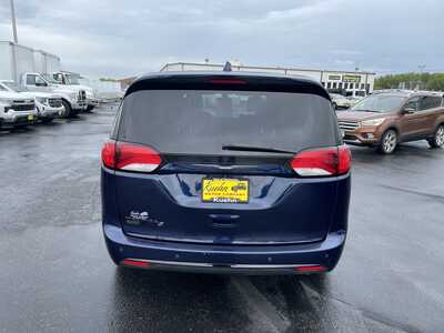 2018 Chrysler Pacifica, $10995. Photo 7