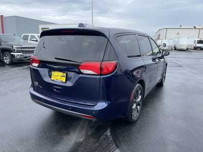 2018 Chrysler Pacifica, $10995. Photo 8