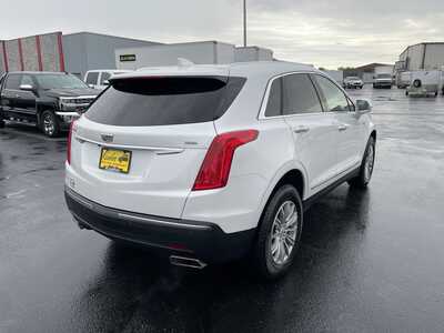 2019 Cadillac XT5, $18994. Photo 8