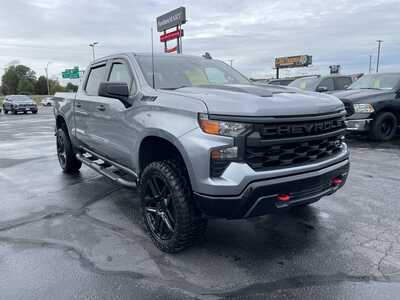 2023 Chevrolet 1500 Crew Cab, $28997. Photo 2