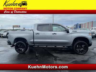 2023 Chevrolet 1500 Crew Cab, $28997. Photo 1