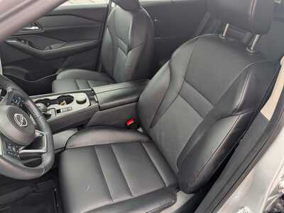 2024 Nissan Rogue, $17938. Photo 11