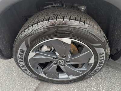 2024 Nissan Rogue, $17938. Photo 9